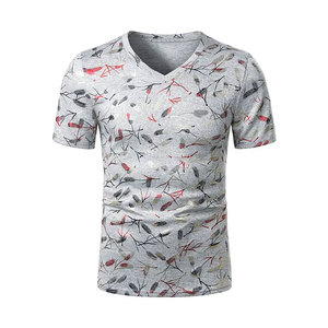 Camiseta Personalizada para Hombre con Cuello en V Gris |   Camiseta con estampado gráfico de ramas florales abstractas |   Ropa Deportiva Sublimada al por Mayor - Product Image 1