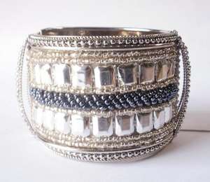 Diseñador Artesanía Metal Artesanía Brazalete Moderno y Tradicional Antiguo Estilo Religioso - Product Image 2