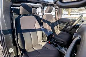 Jeep Wrangler Unlimited Sport 4x4 2017 Usado, Motor V6 Supercargado, Diferencial Trasero con Bloqueo Eaton, Múltiples Modificaciones - Product Image 5