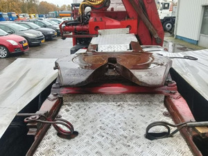 รถบรรทุกเมอร์เซเดส-แอคทรอส ปี 2002 รุ่น 2646 6x4 เครื่องยนต์ซิโนทรัค 10 สูบ 371 แรงม้า รับน้ำหนัก 21-30 ตัน ระบบพวงมาลัยเพาเวอร์ไฟฟ้า 3 แป้นเหยียบ พร้อมเครนยกซุง - Product Image 2