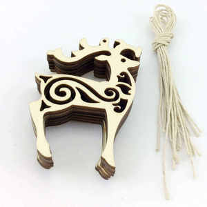 Adornos de árbol de Navidad de madera hechos a mano, decoración colgante de copo de nieve con cuerda de cáñamo y cuentas de madera para decoración de fiesta de vacaciones - Product Image 1