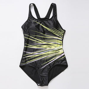 Traje de baño negro de una pieza para mujer con estampado de ondas abstractas en verde neón y blanco para nadar, ropa de playa y actividades en la piscina - Product Image 3