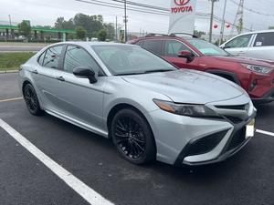 ข้อเสนอส่วนลดปี 2022 รถยนต์โตโยต้า Camry Hybrid SE Nightshade FWD มือสอง ไมล์น้อย - Product Image 4