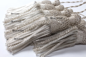 Borla de Hilo de Plata Hecha a Mano para Vestimentas de Iglesia y Decoración Clerical, Borla de Cordón de Seda con Cuentas para Prendas - Product Image 4