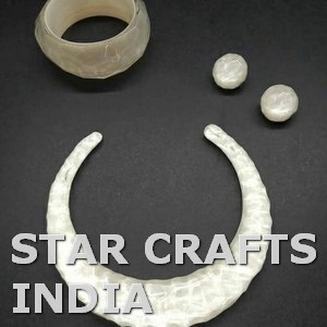 Best Selling Wedding Christmas Stylish High Quality Resin Pendant With Metal <b>Necklaces</b> Accessories Women <b>Necklace</b> Jewelry - Product Image 2