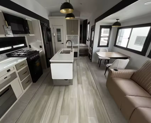 2025 2024 2026 F-o-r-e-s-t R-i-v-e-r Wildwood H-e-r-i-t-a-g-e G-l-e-n R-O-O-S-T43 Rvs Autocaravanas, Remolques de Viaje - Product Image 3