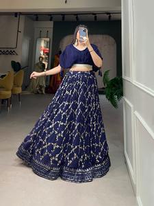 Multi Color Dhwaja Exportar Nuevas Lentejuelas e Hilo Bordado Triturado Georgette Lehenga Choli Colección para Mujeres Venta en Línea - Product Image 2