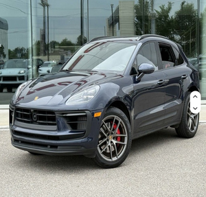 Porsche Macan S AWD 2022 Usado, con Volante a la Izquierda/Derecha - Product Image 4