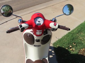 FAST SHIPPING <b>50cc</b> Automatic Urban <b>Scooter</b> Gas Powered City Commuter <b>Moped</b> Motorcycle with Electric Start - Product Image 2