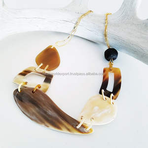 Collares de Moda de Estilo Clásico para Mujer, Joyería de Lujo, Cadenas de Cuerno de Buey, Imitación de Perlas, por Falak World Export - Product Image 2