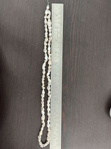 Mini conchas marinas de cauri naturales hechas a medida con diseños manchados ideales para su uso por diseñadores de joyas para reventa - Product Image 2