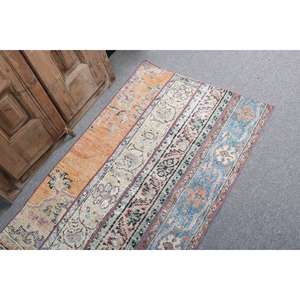 Alfombra Turca Vintage de 2.6x4.4 pies, Alfombra de Lana Azul con Pequeños Puntos - Product Image 5