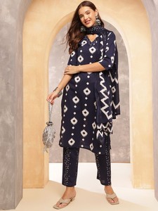 Kurta en pur coton imprimé régulier pour femmes avec pantalon & Dupatta - Product Image 6