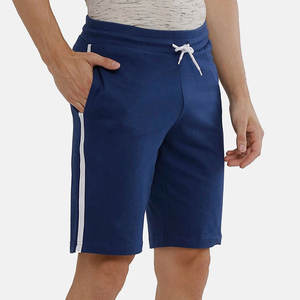 Shorts en coton décontractés pour hommes avec tissu doux et respirant conçu pour un port confortable toute la journée en été offrant une coupe décontractée - Product Image 1