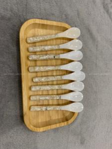 Cuillère en nacre blanche au design unique Cuillère de service à caviar Cuillères à café Mix Mica un nouveau style de conception Taille 12cm - Product Image 3