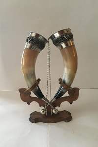 Corne de Viking faite à la main avec support Design de fantaisie décoratif sculpté écologique de bonne qualité en forme naturelle - Product Image 5