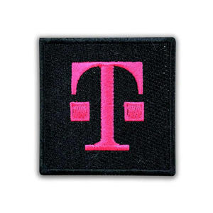 Parches bordados de tela de sarga personalizados Parches bordados para coser para ropa Tarifa al por mayor MOQ bajo Parches bordados personalizados - Product Image 3