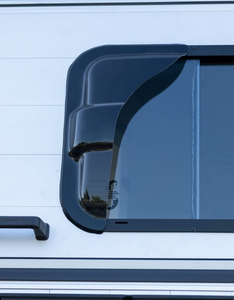 Remolque utilitario para ganado de 30 pies y 3 niveles, nuevo/seminuevo, estándar austriaco, para transporte de caballos, disponible para venta al por mayor. - Product Image 4