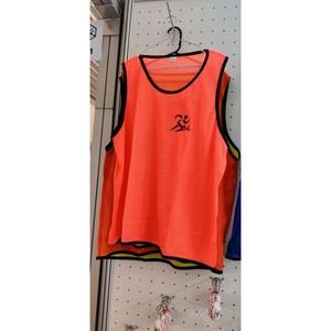 Baberos de entrenamiento de malla impermeable multicolor de poliéster 100%, accesorios deportivos de la mejor calidad para uso deportivo activo - Product Image 5