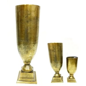 Pot de fleurs et vase circulaires en aluminium faits à la main, écologiques, légers, style américain moderne, pot de plantes sur pied, options personnalisées - Product Image 2