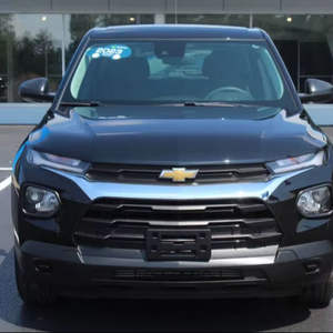 Véhicule d'occasion 2023, conduite à gauche, faible kilométrage, transmission automatique, sièges en cuir, jamais accidenté et prêt à être expédié. - Product Image 1