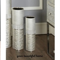 Vase à fleurs de sol en aluminium plaqué or, design moderne et classique, fait main, forme haute, personnalisable pour la maison et les mariages