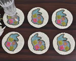 Usine À La Main Perlé Sous-Verre Rond Décoratif Boisson Tapis pour Table À Manger Thé Café Porte-Tasse En Vrac En Gros Approvisionnement - Product Image 5