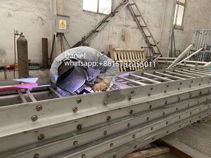 <span class=keywords><strong>Échelle</strong></span> <span class=keywords><strong>de</strong></span> cage à chat fixe en acier inoxydable pour l'extérieur - Product Image 3