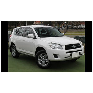 Asientos de Cuero Oscuro para RAV4 2023 SUV FWD, Automático - Product Image 1