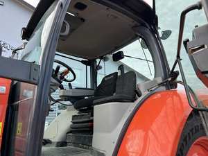 Tractor Kubota M7-151 PREMIUM KVT 2017: Potencia y Precisión para Tareas Exigentes. Introducción al Kubota M7-151 PREMIUM 2017 - Product Image 5