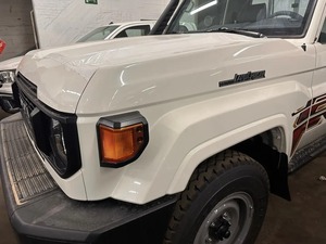 รถกระบะแลนด์ครุยเซอร์ 79 ซิงเกิ้ลแค็บ 4.2 รุ่นปี 2025 รถกระบะขับเคลื่อนสี่ล้อ แลนด์ครุยเซอร์ 4.2 รถกระบะ - Product Image 4