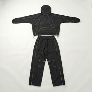 Survêtements coupe-vent légers et résistants à l'eau sur mesure pour hommes avec doublure en filet, passepoil et cordon de réglage pour le sport masculin - Product Image 2