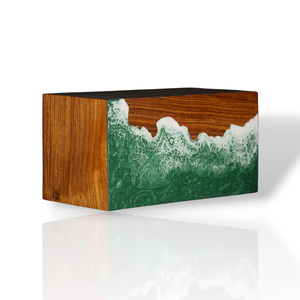 Urne de crémation en palissandre fabriquée à la main avec urnes de crémation en résine de vague d'océan vert - Product Image 5
