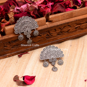 Pendientes Hechos a Mano con Aspecto de Plata Oxidada para Mujer, Joyería Étnica Tradicional para Bodas, Fiestas y Festivales - Product Image 2