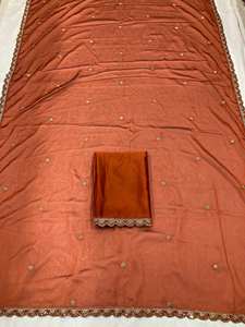 Sari en soie Rangoli doux pour femmes, broderie, travail de pallu magnifique, véritable travail de miroir, bordure découpée, fabriqué en Inde - Product Image 4