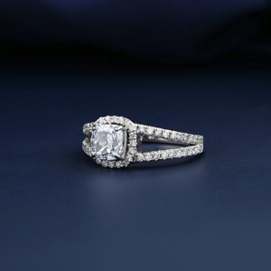 แหวนเพชรสำหรับผู้หญิงแบบคลาสสิกสำหรับงานแต่งงานแท้เบาะรองนั่งแยกปลายแหลมสุดหรูมีสไตล์งานตามสั่ง - Product Image 2