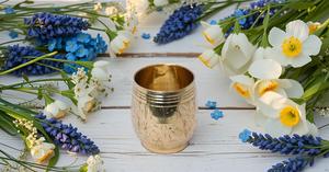 Koi Brass 12 onzas Mint Julep Cup Perfect Drinkware - Product Image 3