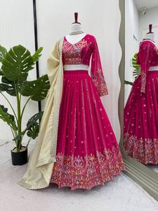Lehenga Choli rose de luxe pour femme | Tenue de mariage, de fiançailles et de fête | quantité minimale de commande acceptée - Product Image 4