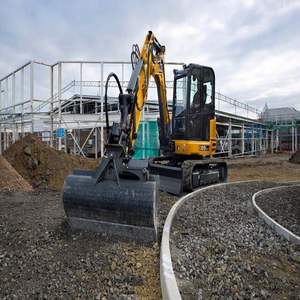 Excavadora compacta JBC 85Z 2 nueva y usada con motor diésel, una de las miniexcavadoras más potentes y de mayor rendimiento. - Product Image 1