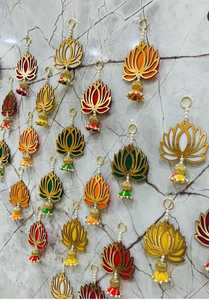 Multicolor nuevo diseño Lotus Pearl colgante de pared MDF Lotus adorno de pared perfecto para festivales y decoración Mandir - Product Image 5