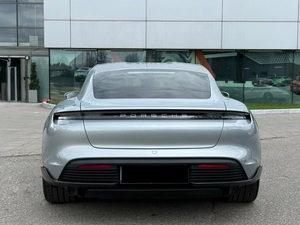 NEAT 2021, Taycan Turbo SI, faible kilométrage, transmission automatique, toit ouvrant panoramique, éclairage LED, feux diurnes LED - Product Image 2