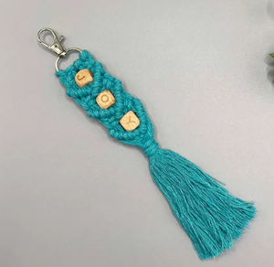 Regalos únicos hechos a mano, llavero de encaje con nombre personalizado, estilo bohemio, cuerda de algodón de alta calidad con cuentas de madera natural - Product Image 3