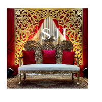 Arches suspendues en bois sur le thème indien Shobha Jain Impex pour toile de fond de mariage, panneau de scène de fête, maquillage de scène, fabriqué à Delhi, Inde