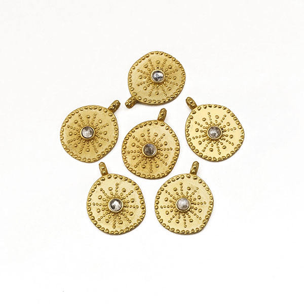 มูนสโตนสีรุ้ง