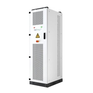 Système commercial tout-en-un Gi&nergy 30 kW triphasé avec onduleur à couplage CA et batterie de 69 kWh - Product Image 6