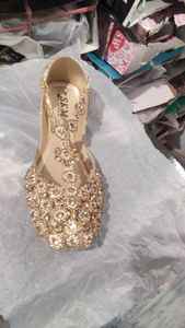 รองเท้า khussa แบบดั้งเดิมของผู้หญิงทำมือ, รองเท้าสไตล์อินเดียสไตล์ punjabi jutti สำหรับผู้หญิงรองเท้า khussa ประดับด้วยลูกปัด - Product Image 2