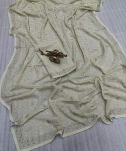 Descubre saris exclusivos en una variedad de telas y colores Encuentra saris a precios bajos sin comprometer la calidad - Product Image 2