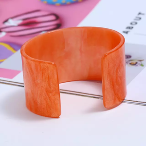Brazalete de mano de resina naranja de alta calidad, brazalete personalizado hecho a mano, pulsera de resina, brazalete, Bisutería - Product Image 2
