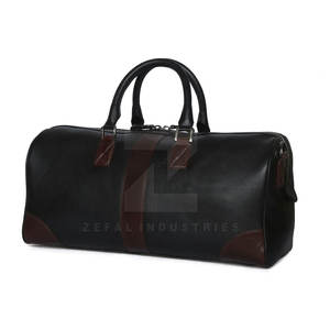 กระเป๋าทรงดัฟเฟิลกับซิบปิดหนังลำลองคุณภาพสูงออกแบบได้ตามสบายสำหรับยิมและการเดินทาง - Product Image 3