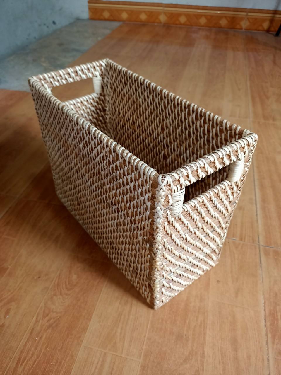 rectangle greu open box